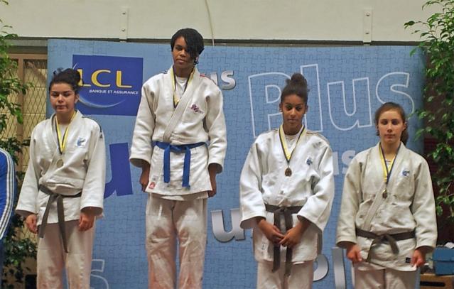 Yahia Intissar, 2ème dans sa catégorie au 4ème Tournoi Essonne minimes à Ste Geneviève des Bois