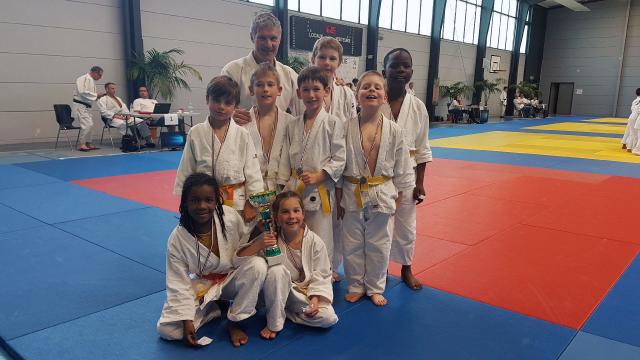 tournoi amical interclubs par équipes organisé par le club Judo Associatif d’Étampes